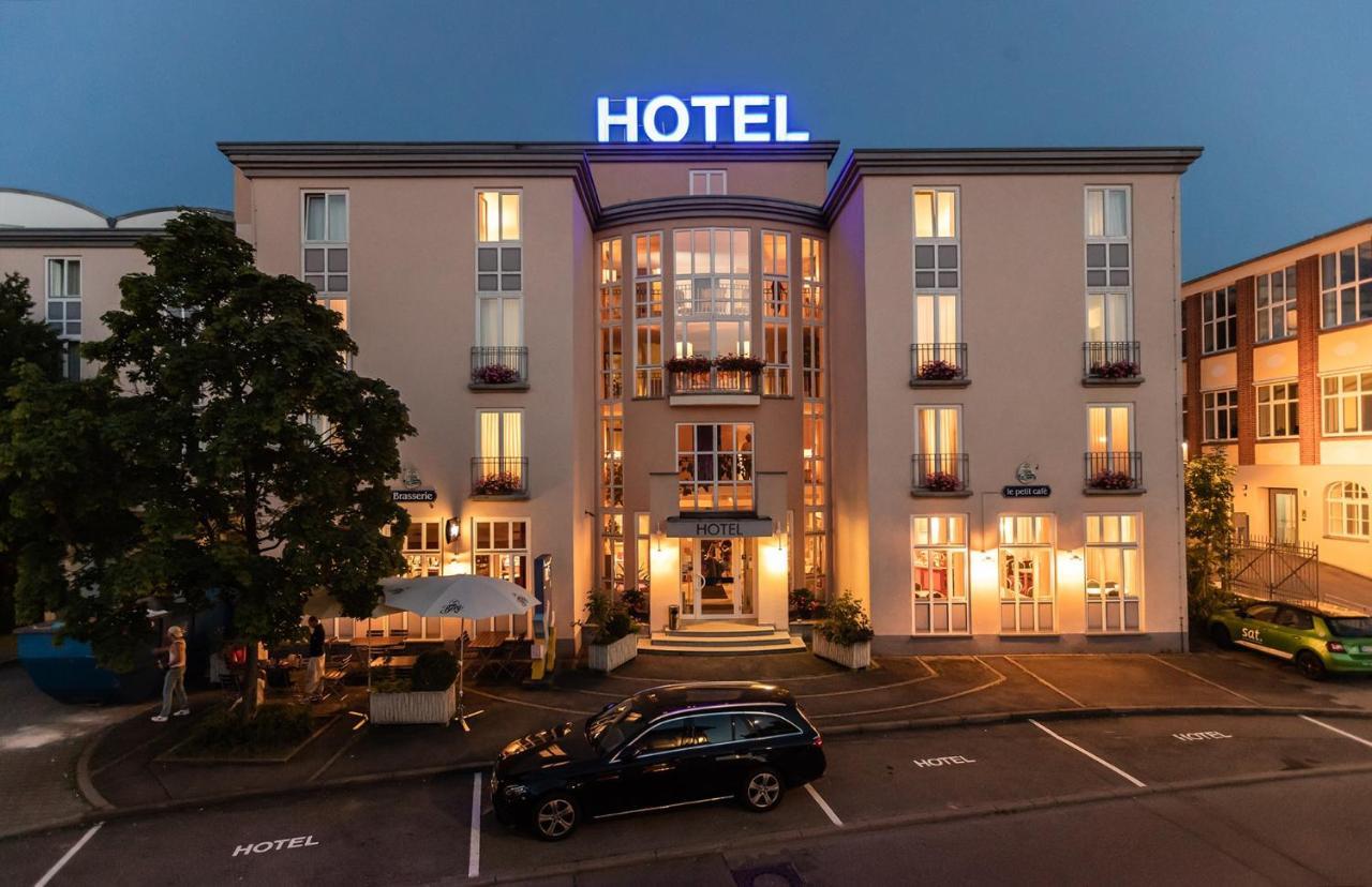 Hotel Garni Arcis Гомаринген Экстерьер фото